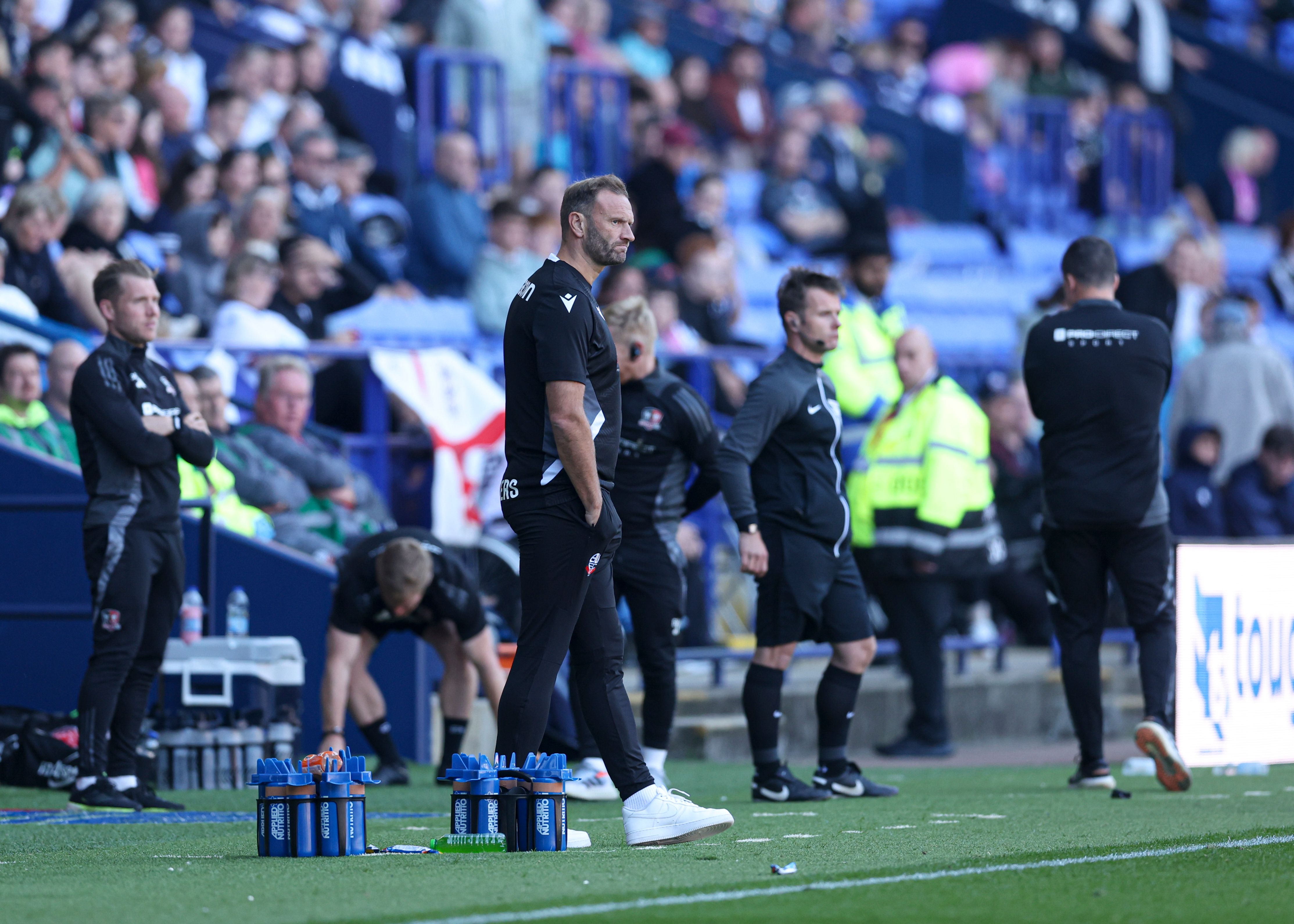 Evatt standing touchline Exeter