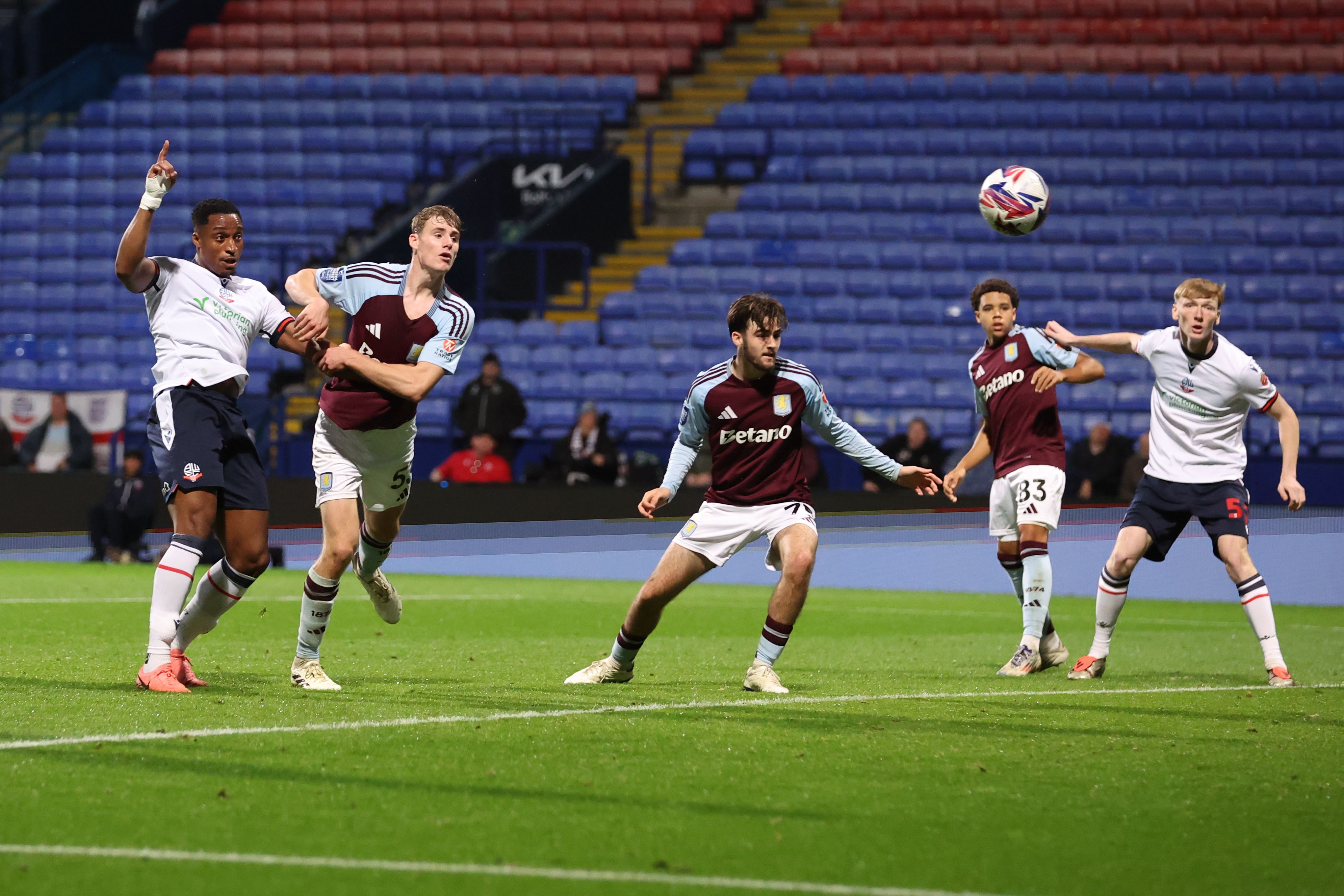 Adeboyejo goal Villa