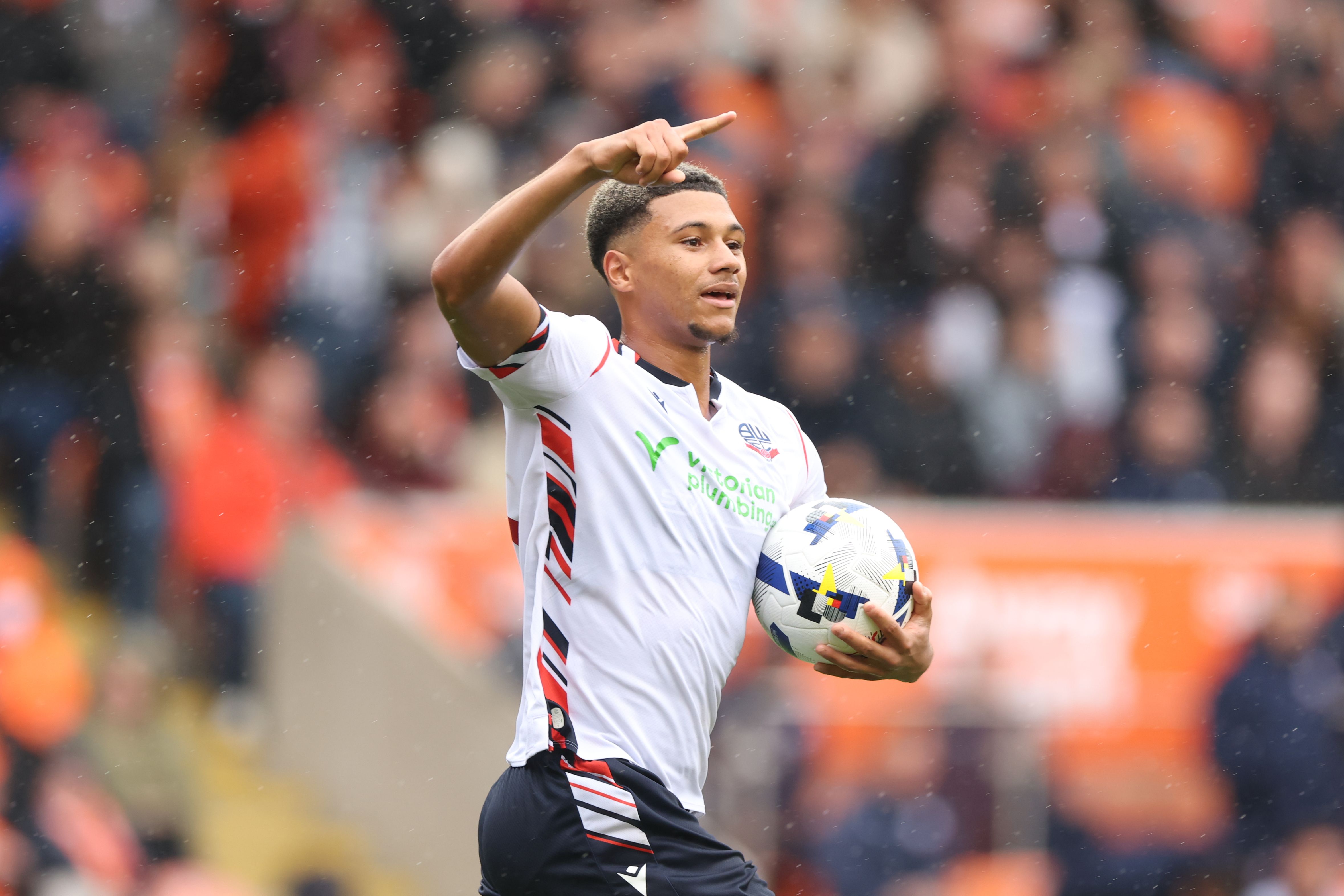 Mason Burstow scores versus Blackpool