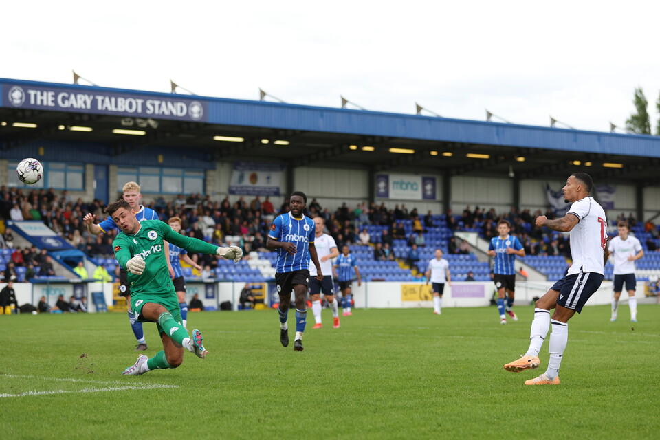 Dacres-Cogley shot