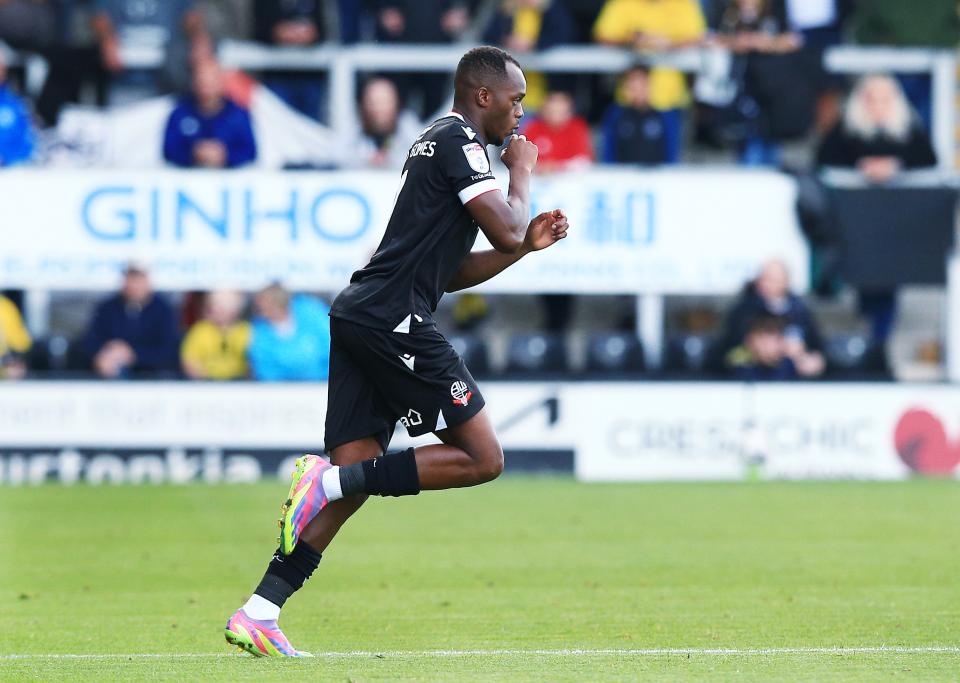 Mendes Gomes substitute