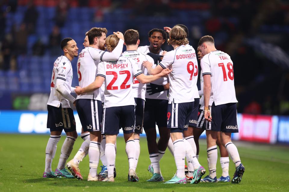 Nlundulu team celebration Exeter