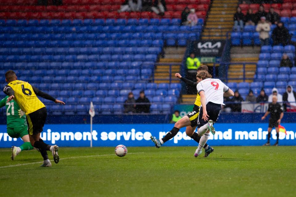 Bodvarsson second goal Harrogate