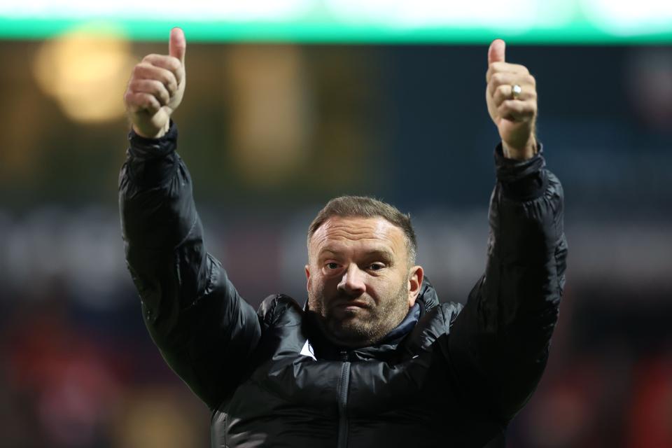 Evatt thumbs up