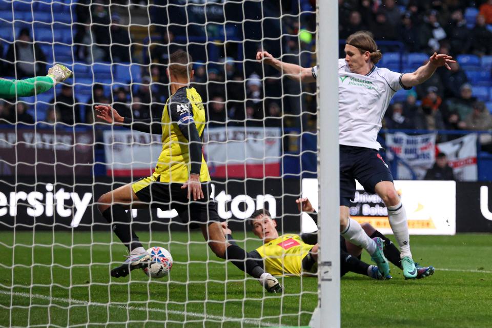 Bodvarsson third goal