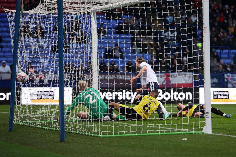 Bodvarsson third goal Harrogate