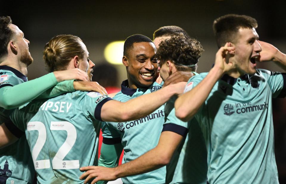 Adeboyejo celebration Fleetwood