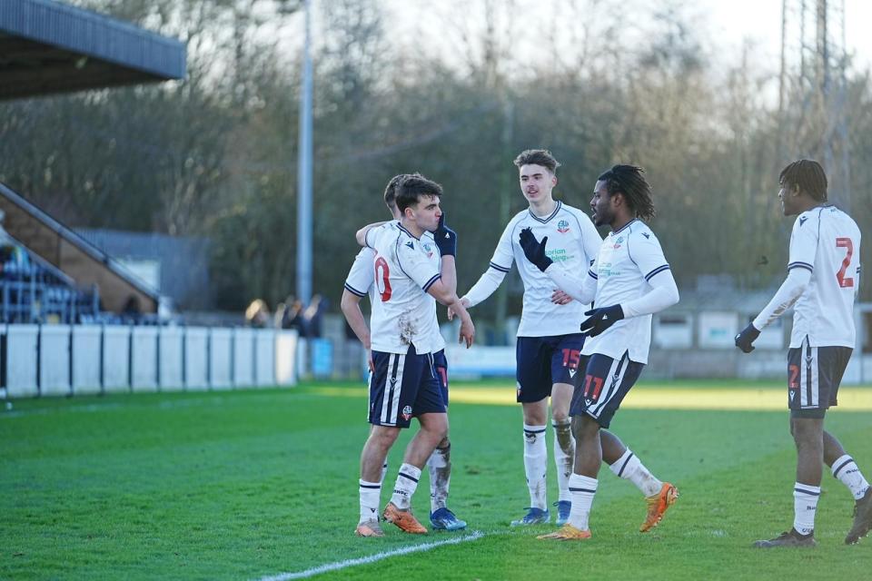 Lockett team celebration Blackpool