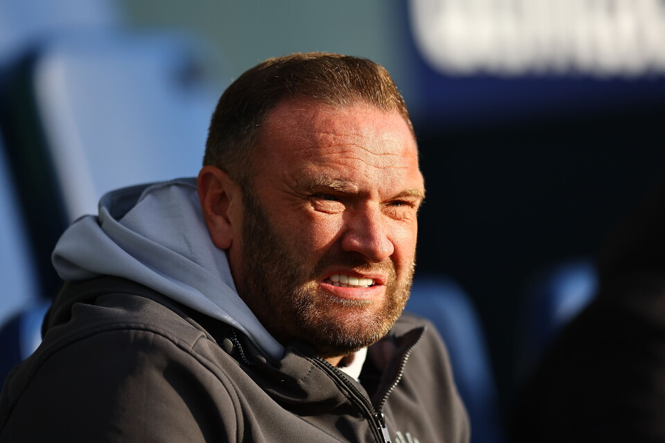 Ian Evatt look Luton