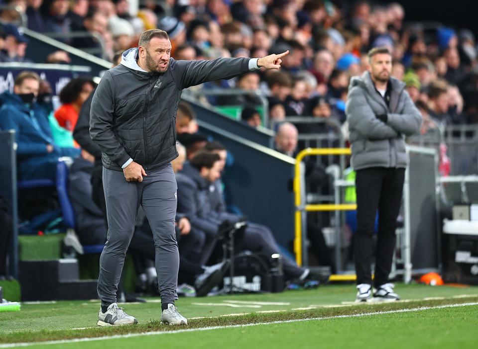 Manager point Luton