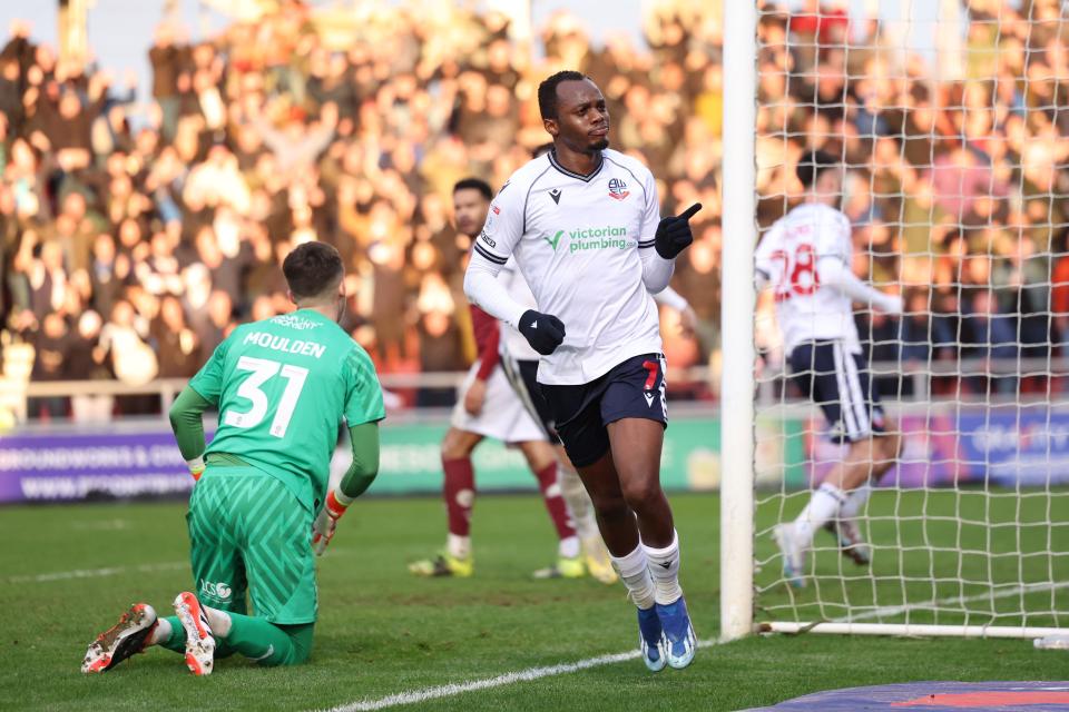 Mendes Gomes celebration Northampton