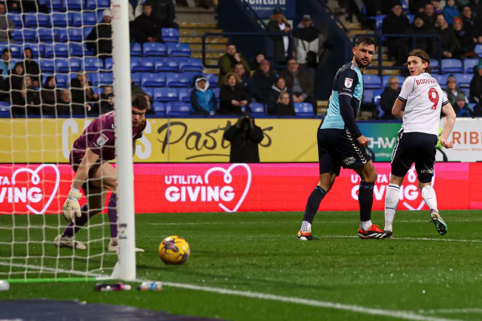 Bodvarsson goal Wycombe