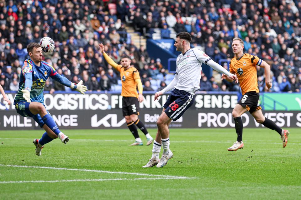 Aaron Collins goal Cambridge