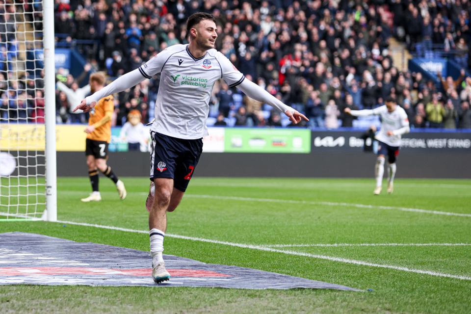 Collins goal celebration Cambridge
