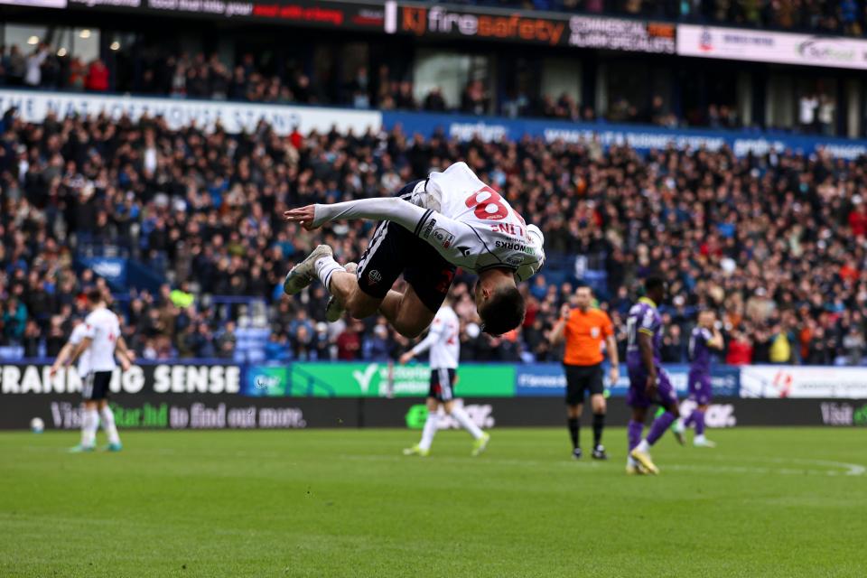 Collins flip Reading