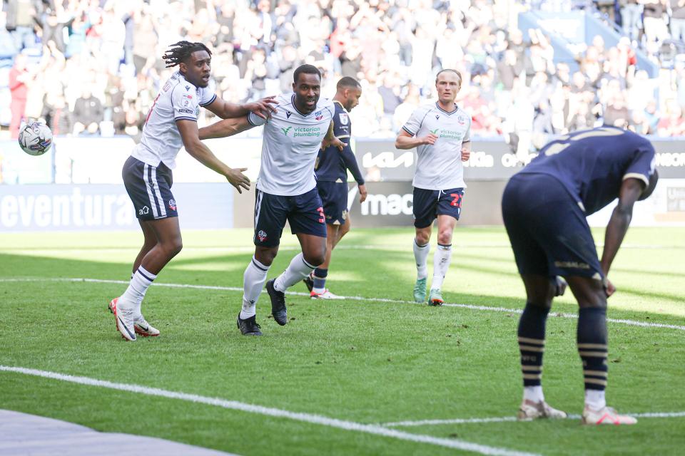 Jerome celebration Port Vale