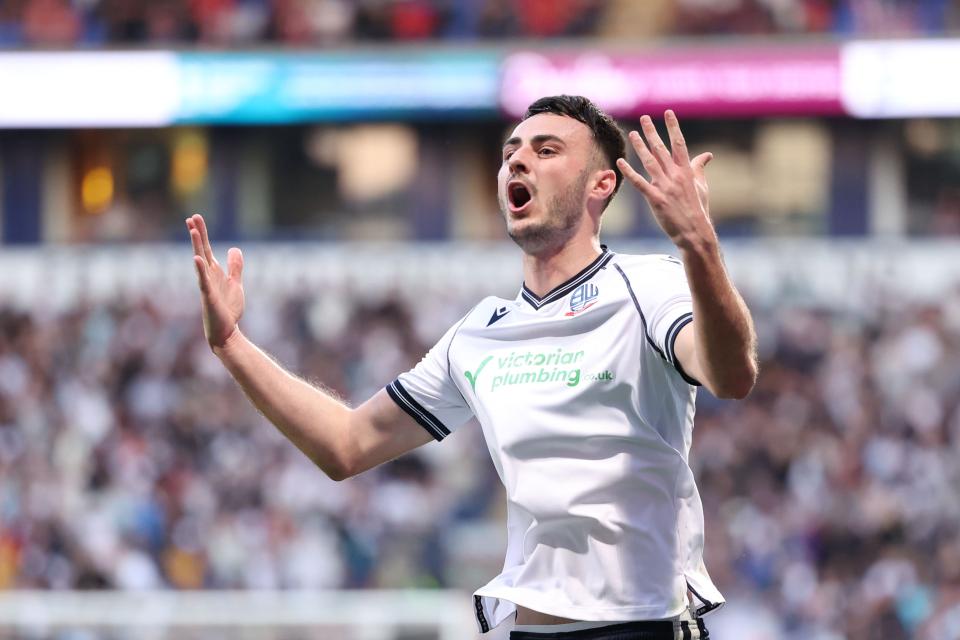 Collins celebration Barnsley