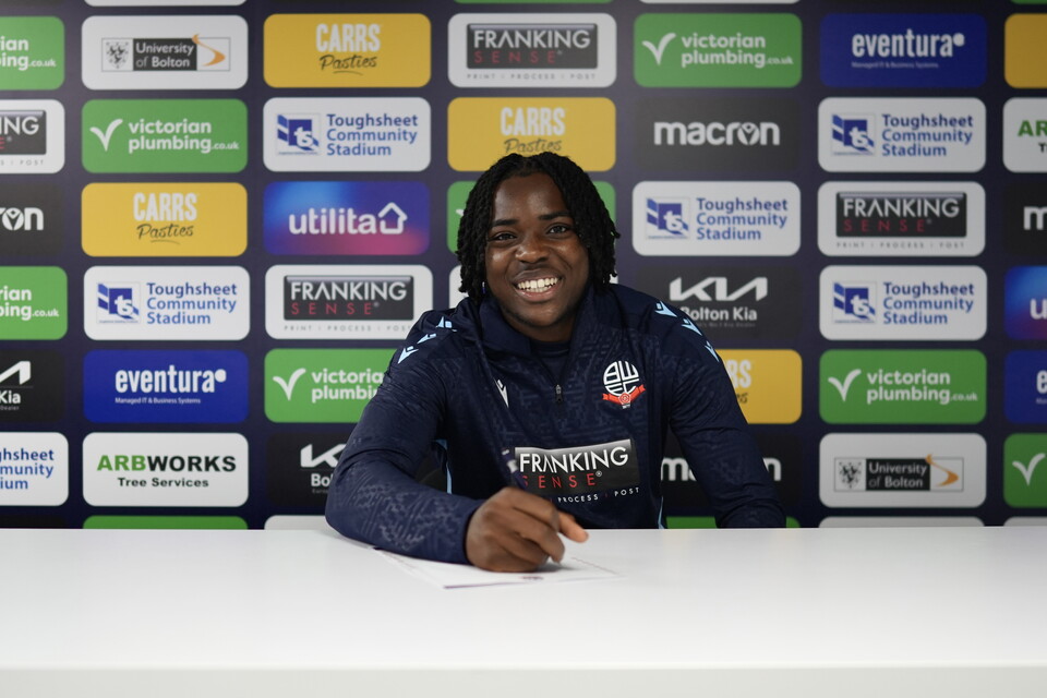 Dubem Eze signing