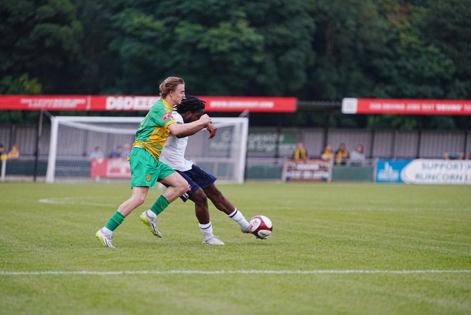 Dubem Eze up against Runcorn Linnets