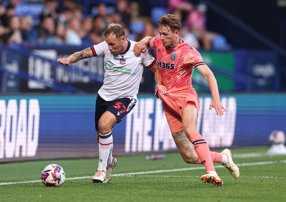 Scott Arfield action Stoke