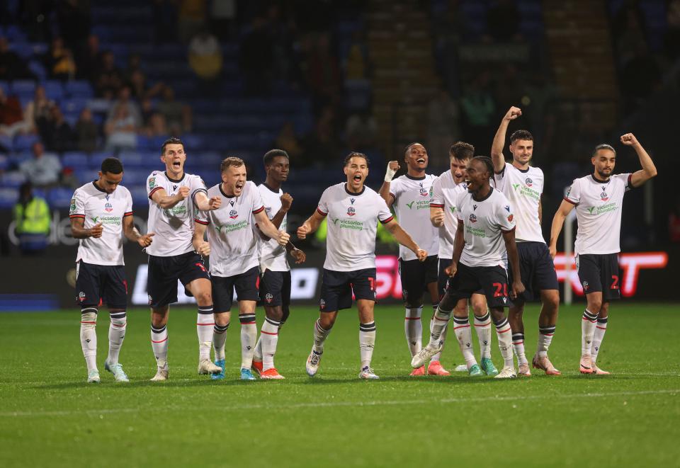 Team celebration Mansfield