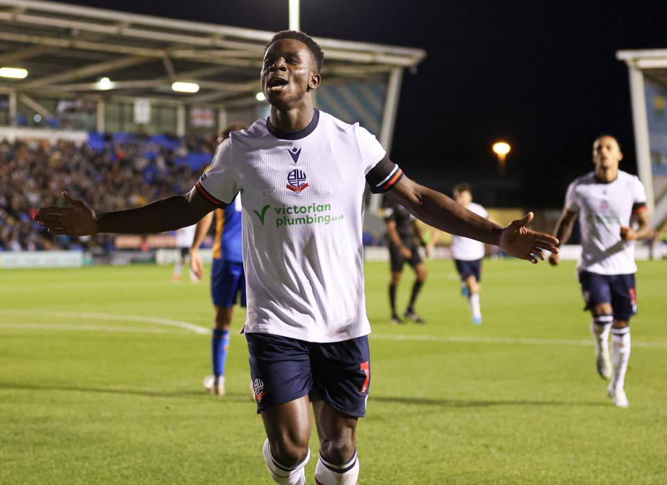 Jordi Osei-Tutu celebration Shrewsbury