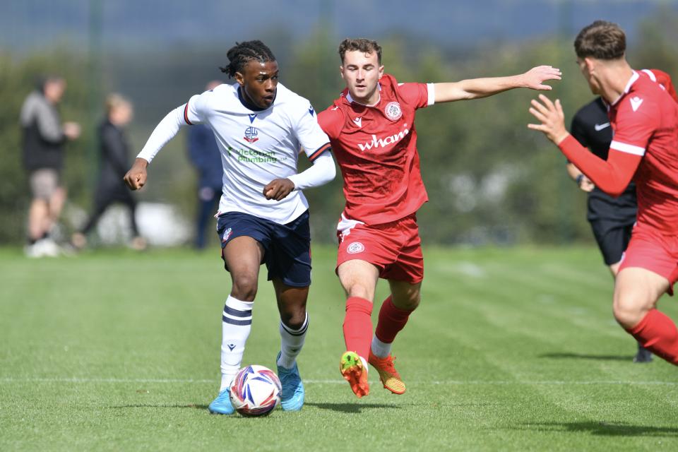 Mark Isong run Accrington