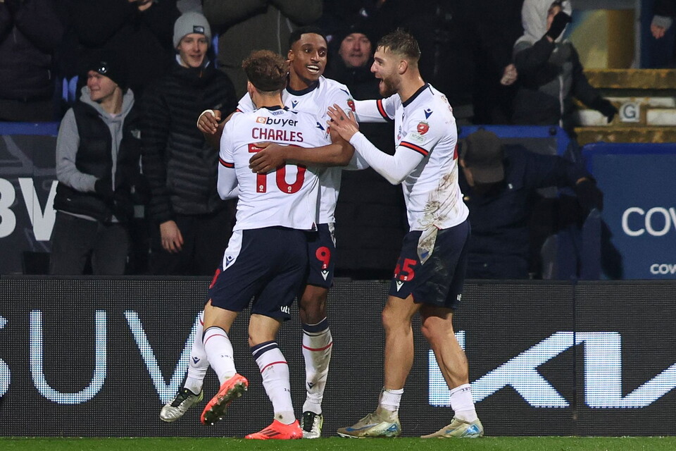 Wanderers v Mansfield