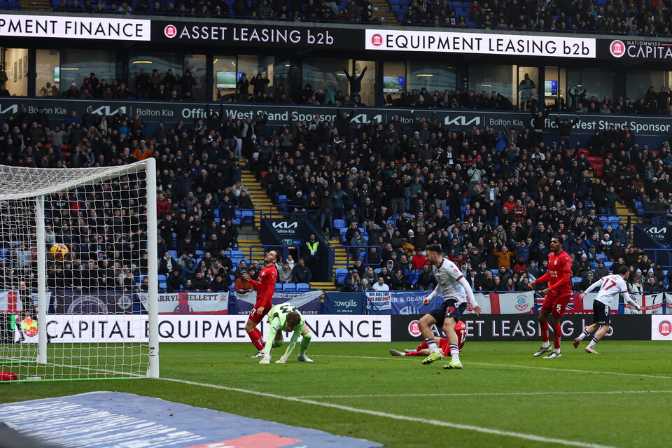 Lolos goal Barnsley