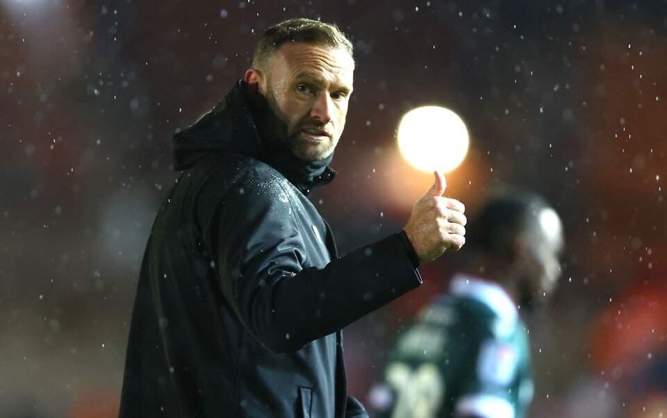 Ian Evatt thumbs up Exeter