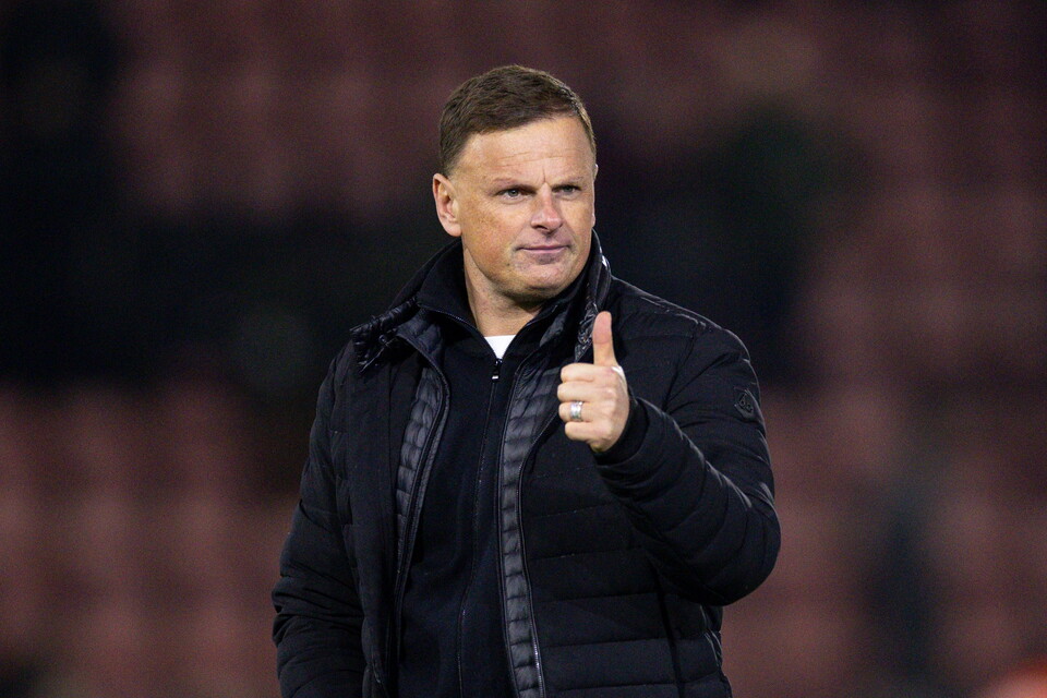 Richie Wellens thumbs up