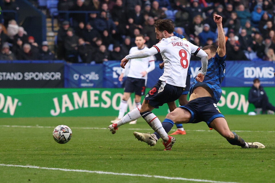 Josh Sheehan goal Crawley