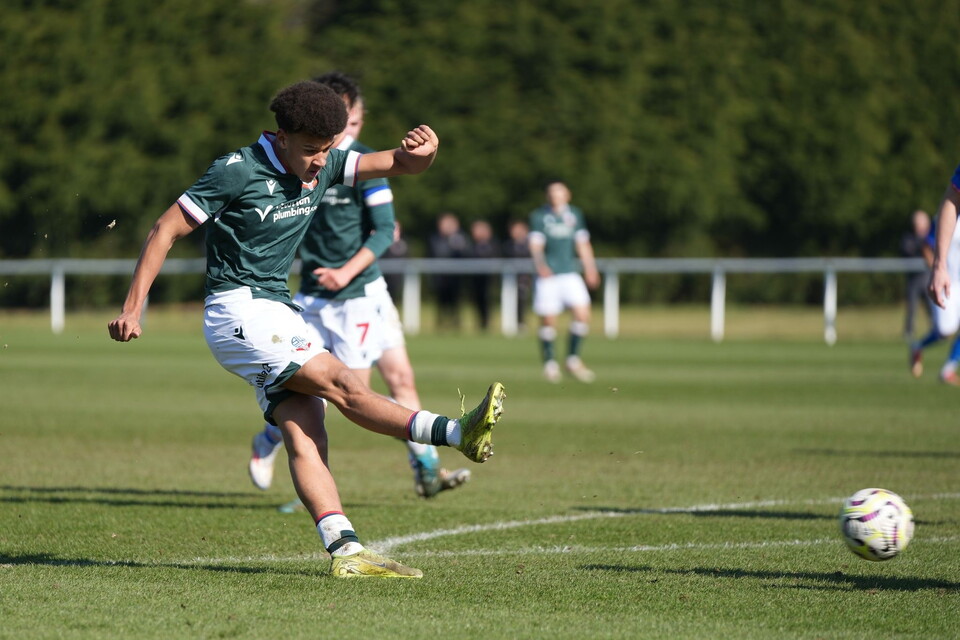 Daeshon Lawrence goal Blackburn