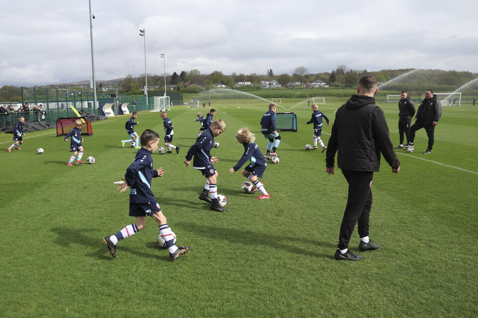 Under 8s dribbling drill