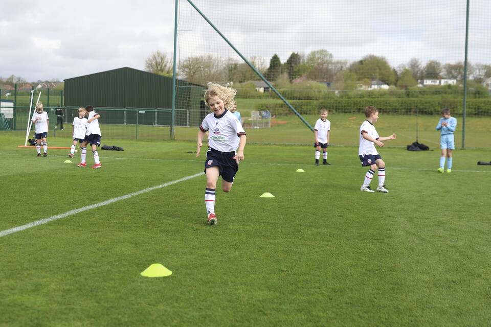 Under 8s warming up