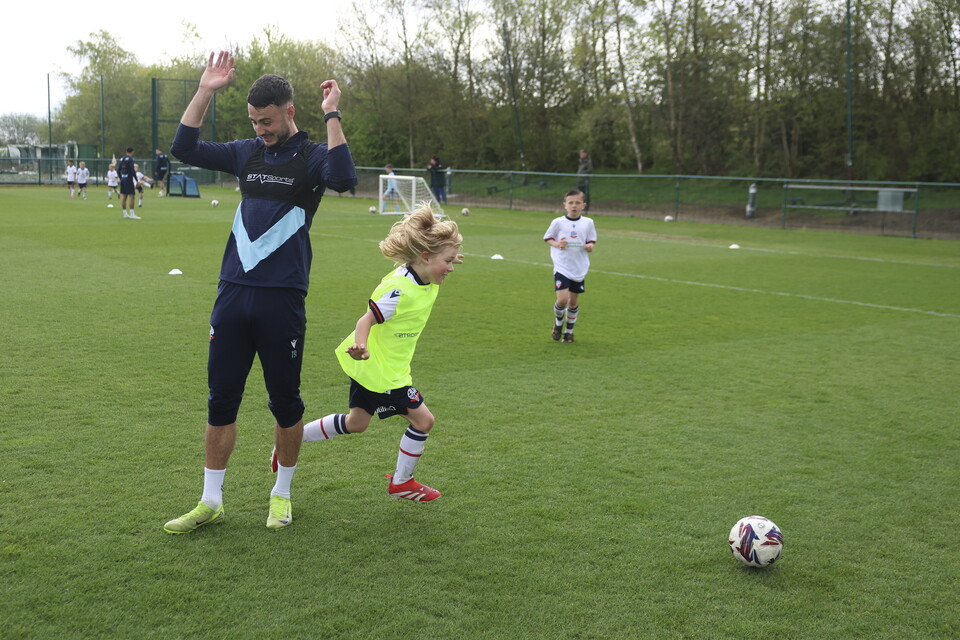 Aaron Collins at the Under 8s Training Session