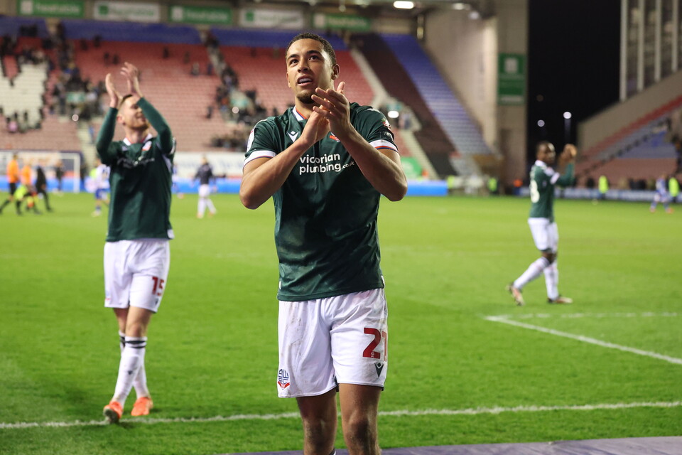 Chris Forino applause Wigan