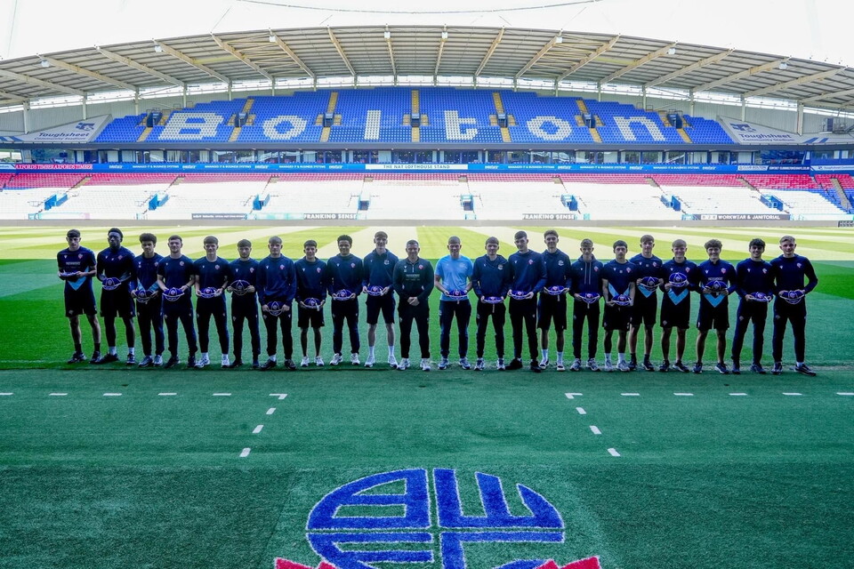Academy caps line-up 2025