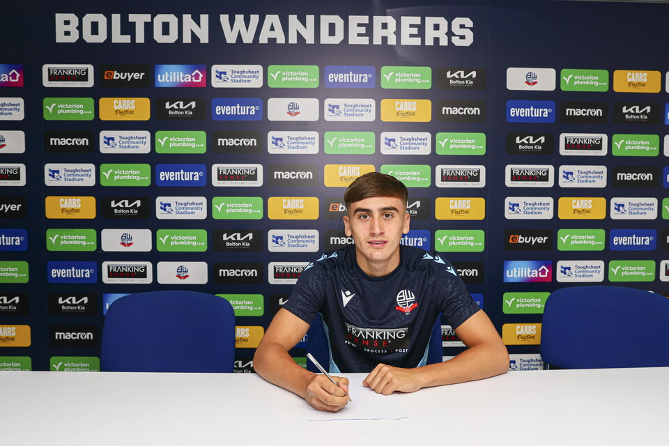 Denver Clement signing