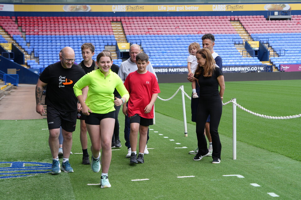 Esme Robinson run stadium