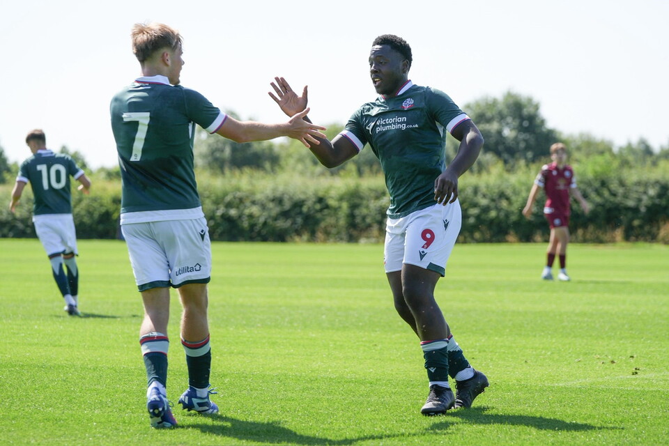 Latrell Lewis celebration Atherton