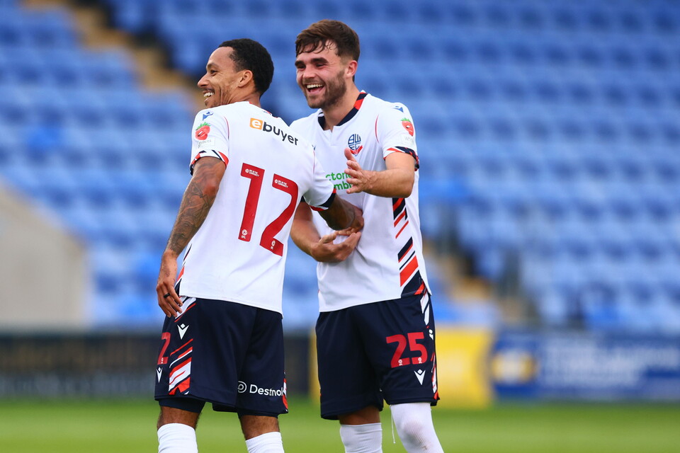 Josh Dacres-Cogley celebration Shrewsbury