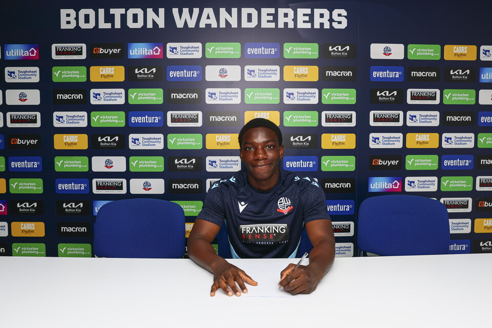 Tomi Adesena signing