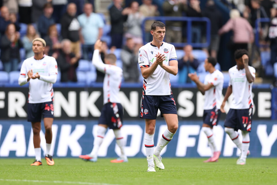 Eoin Toal applause Plymouth