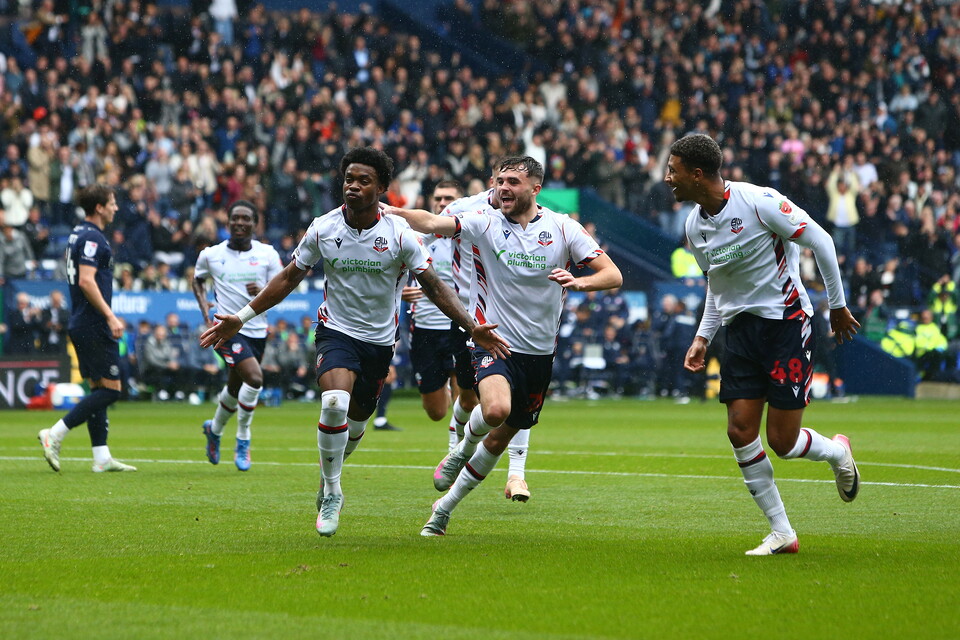 Gale celebration Wigan