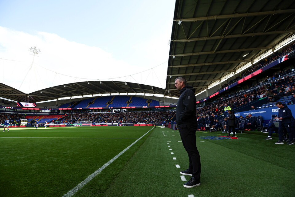 Steven Schumacher touchline 