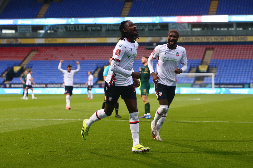 Cissoko celebration Huddersfield