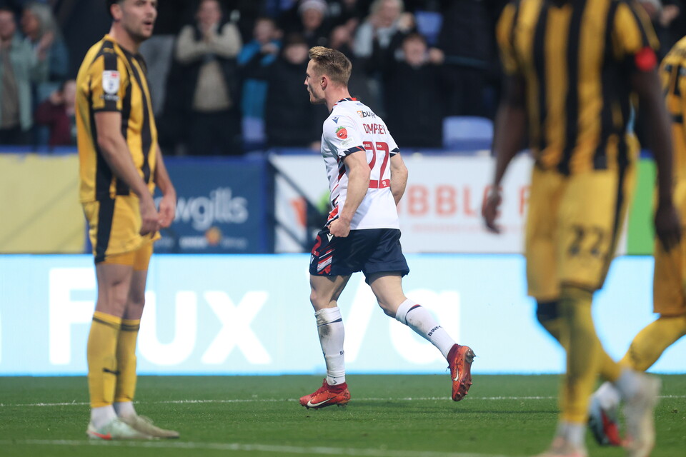Kyle Dempsey celebration Port Vale
