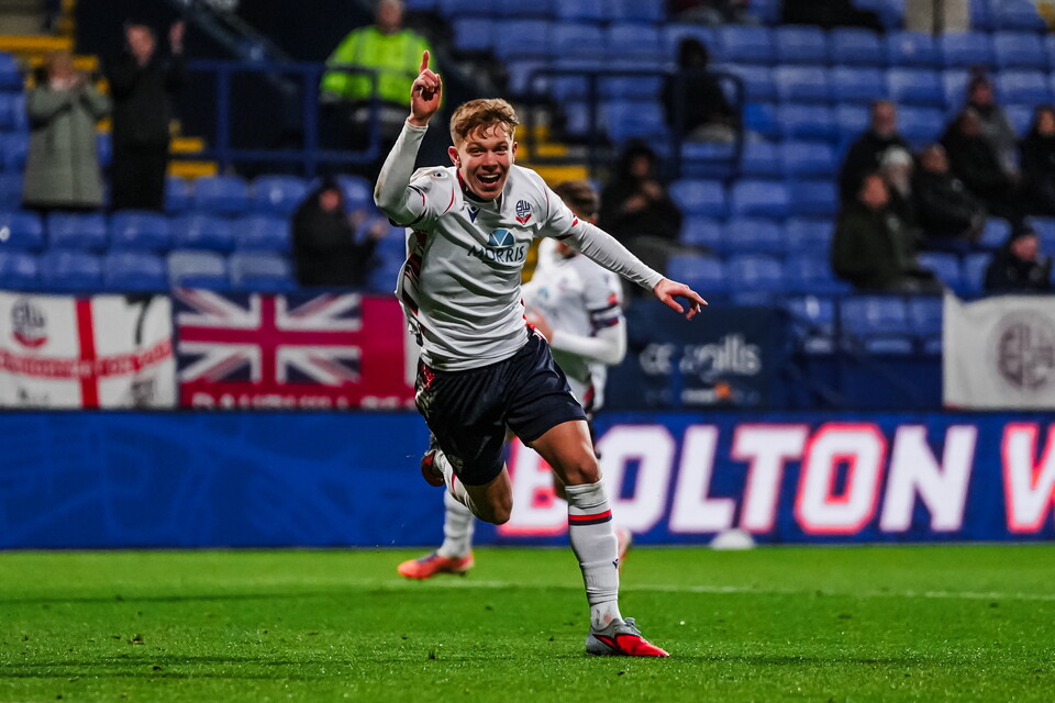 Toby Ritchie celebration Leicester