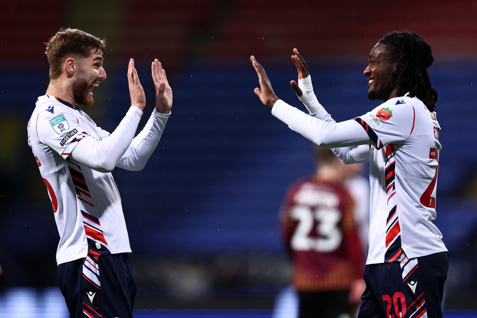 Wanderers v Mansfield